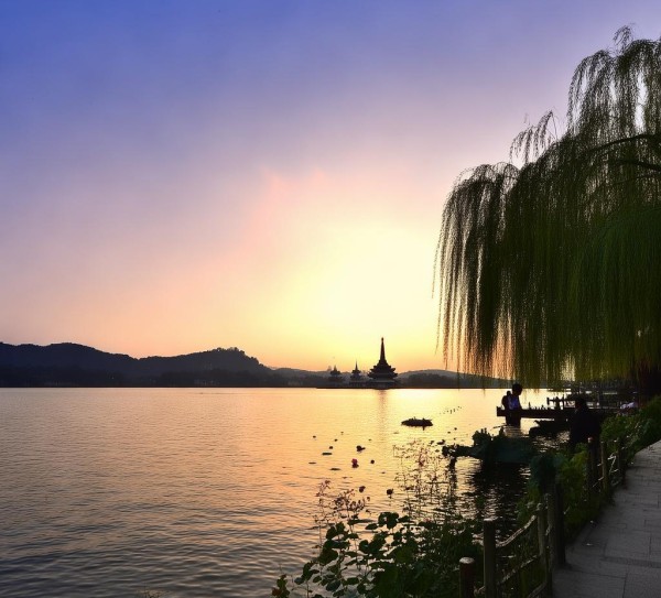 漫步西湖，邂逅杭州醉人美景,漫步西湖，邂逅杭州醉人美景,画卷,和谐,第1张